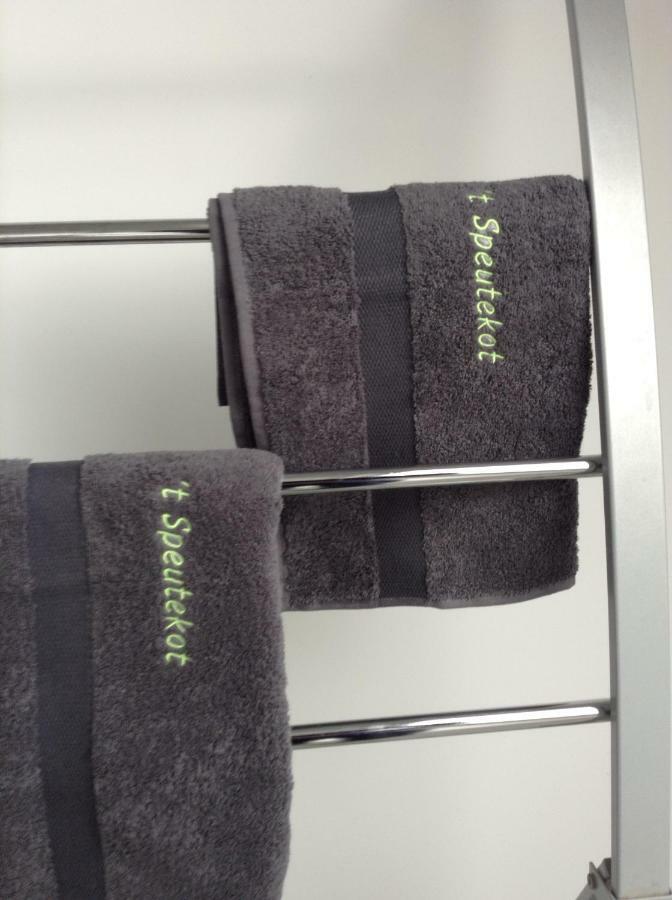 't Speutekot Appartement Watou Buitenkant foto